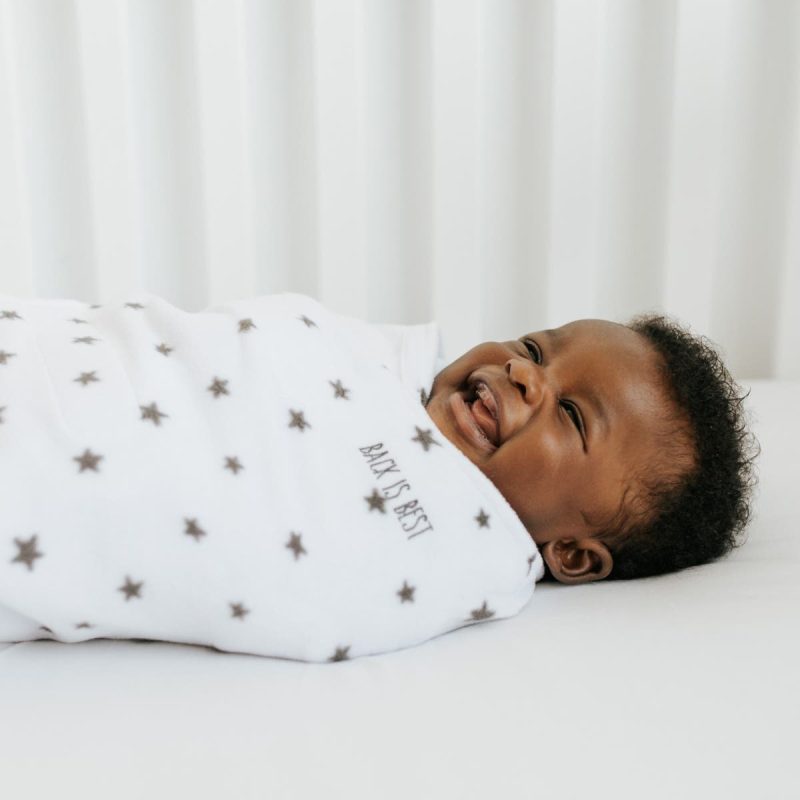 4161 4162 8 fleece sleepsack swaddle charcoal stars 103020 2 1