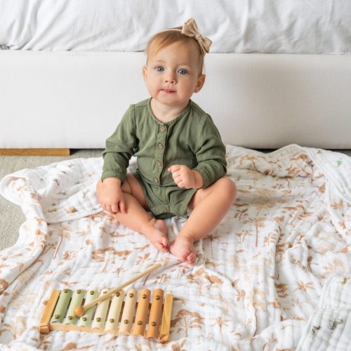 adb010007 0 baby organic muslin dream blanket safari dreams