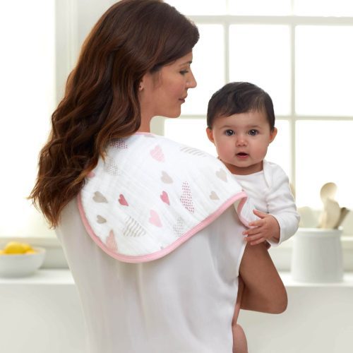 aden anais baby classic burpy bib 2pk pink hearts heartbreaker 7034 2