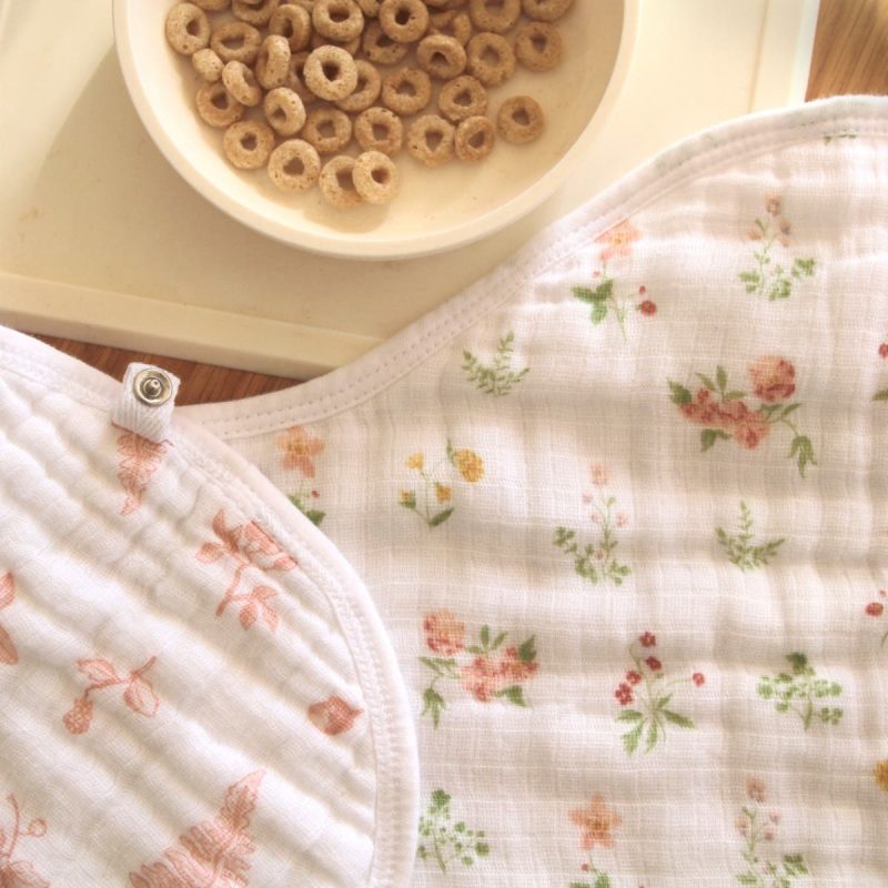 ebbc10028 1 baby cotton muslin burpy bib country floral 1